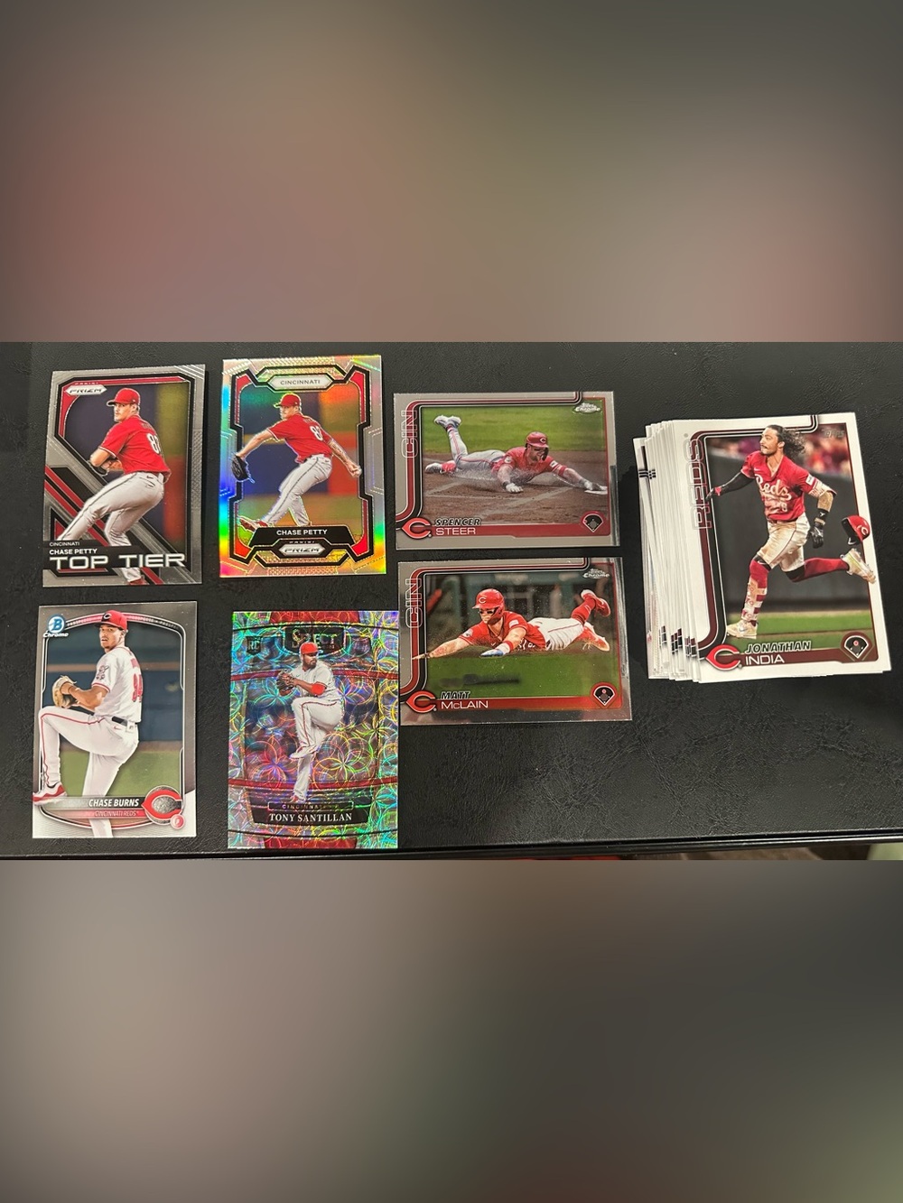 Cincinnati Reds Baseball Card Lot - Red & White